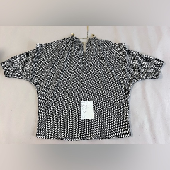 MICHAEL KORS Black Wht Gold Chain Neck Open Cold Shoulder Dolman‎ 3/4 Sleeve Top - Picture 9 of 9